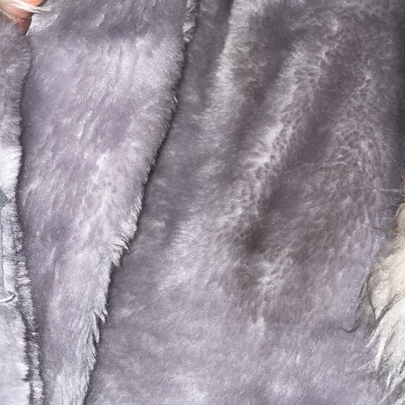 Grey Fur Scarf Coat - Picture 3 of 4